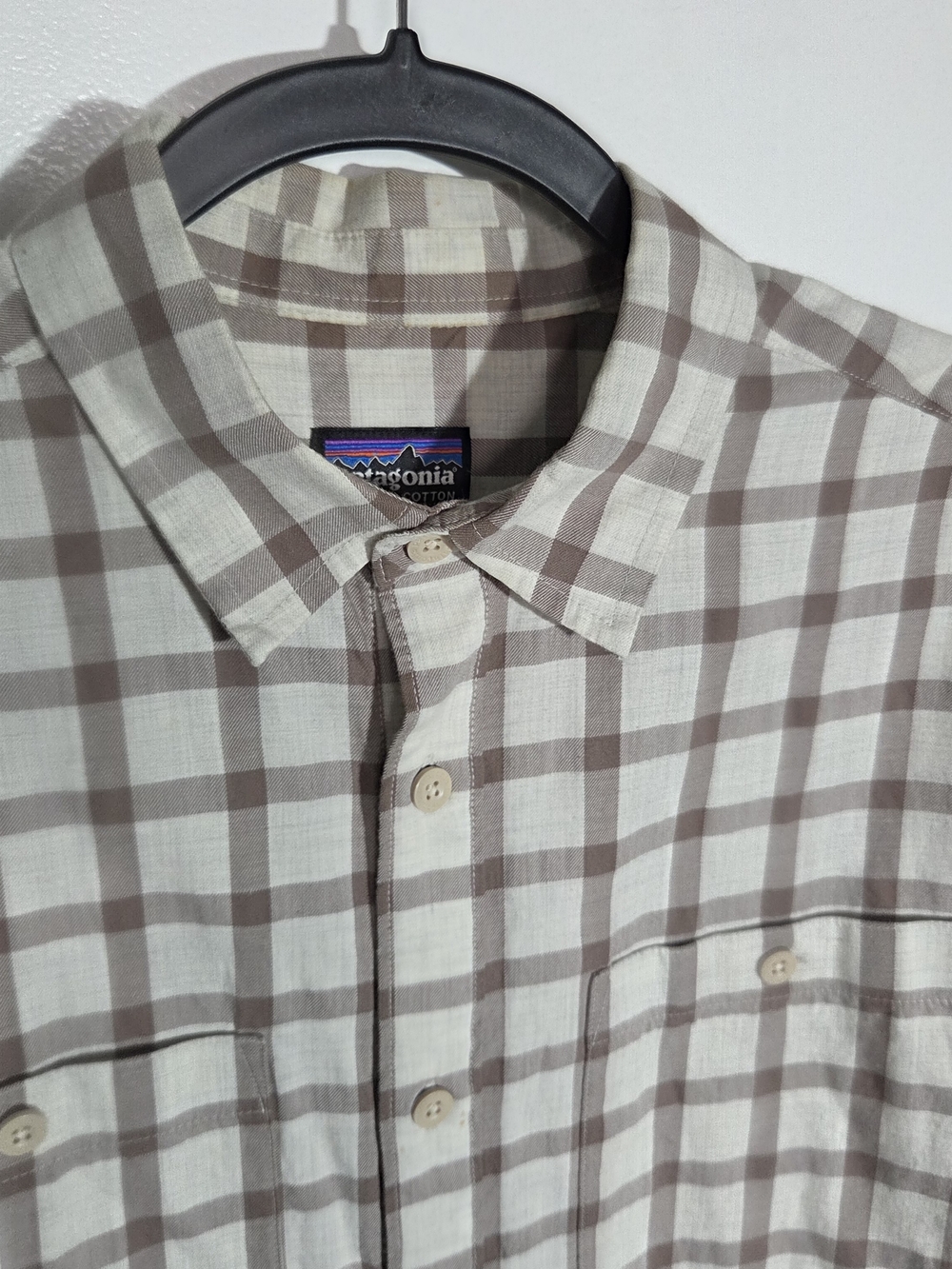 Patagonia Men's Organic Cotton Long Sleeve Plaid Button-Up Shirt Size Medium